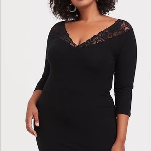Lace trim v-neck torrid top